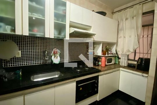Cozinha de apartamento à venda com 3 quartos, 150m² em Salgado Filho, Belo Horizonte