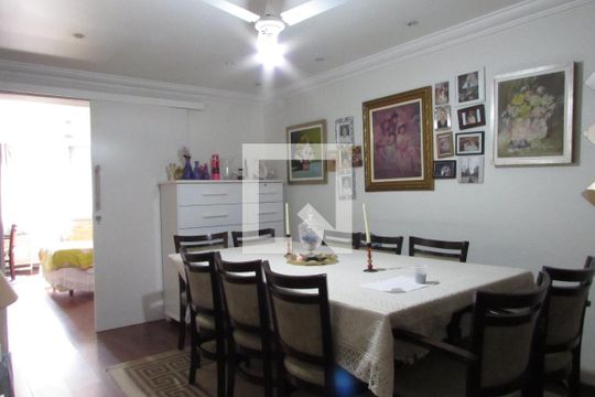 Sala de casa à venda com 4 quartos, 237m² em Jardim Bonfiglioli, São Paulo