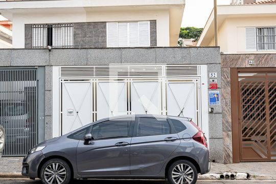 Fachada de casa à venda com 3 quartos, 199m² em Campo Belo, São Paulo