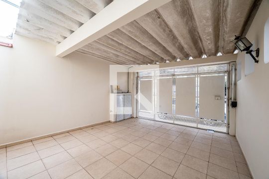 Garagem de casa à venda com 3 quartos, 199m² em Campo Belo, São Paulo