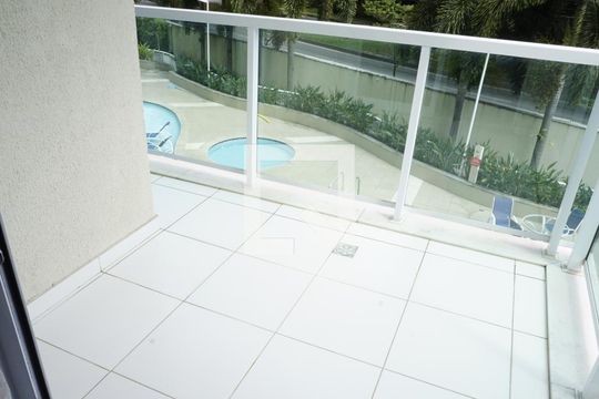 Varanda Sala de apartamento à venda com 2 quartos, 67m² em Jacarepaguá, Rio de Janeiro
