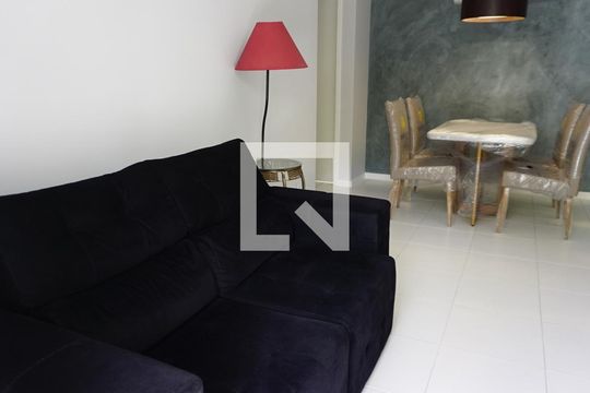 Sala de apartamento à venda com 2 quartos, 67m² em Jacarepaguá, Rio de Janeiro