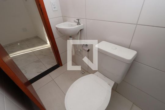 Banheiro de apartamento à venda com 1 quarto, 35m² em Vila Antonieta, São Paulo