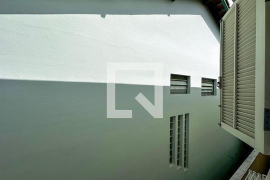 Vista Suíte 2 de casa para alugar com 2 quartos, 110m² em Granja Julieta, São Paulo