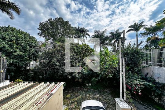 Vista Suíte 1 de casa para alugar com 2 quartos, 110m² em Granja Julieta, São Paulo
