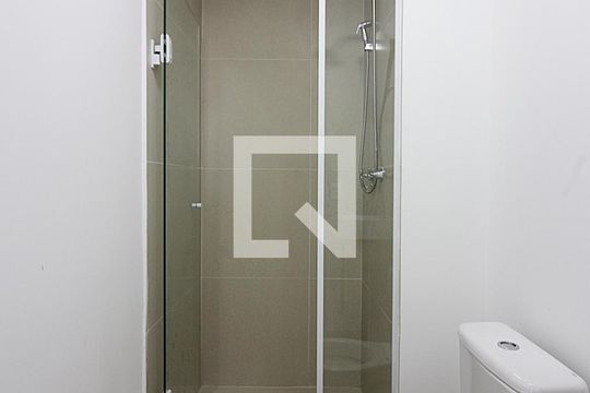 Banheiro Social de apartamento à venda com 2 quartos, 50m² em Rudge Ramos, São Bernardo do Campo