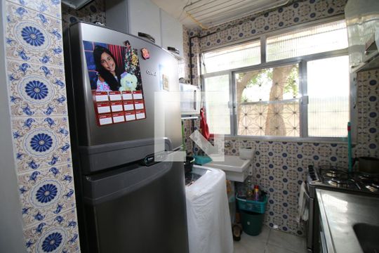 Cozinha de apartamento à venda com 1 quarto, 45m² em Parada de Lucas, Rio de Janeiro