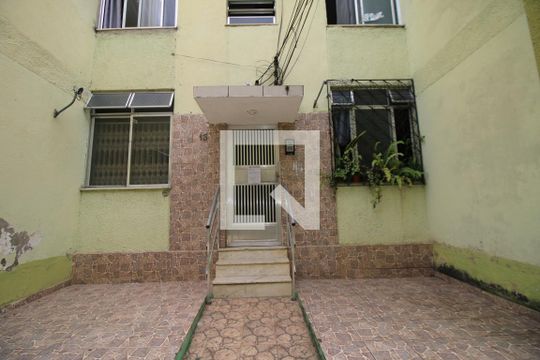 Fachada de apartamento à venda com 1 quarto, 45m² em Parada de Lucas, Rio de Janeiro