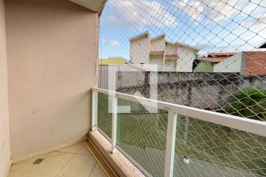 Varanda de apartamento à venda com 3 quartos, 75m² em Vila Renascer, Vinhedo