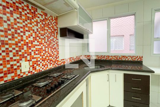 Cozinha de apartamento à venda com 3 quartos, 75m² em Vila Renascer, Vinhedo