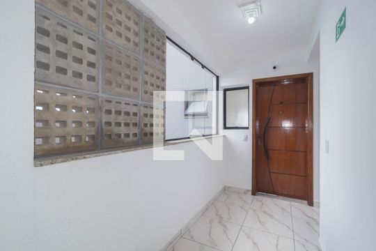 Área comum de kitnet/studio para alugar com 1 quarto, 28m² em Vila Prudente, São Paulo