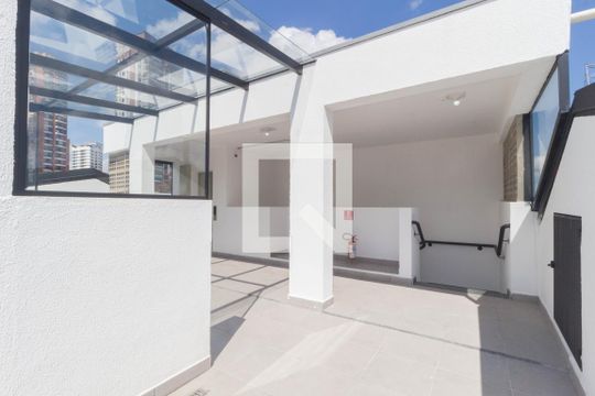 Área comum de kitnet/studio para alugar com 1 quarto, 30m² em Vila Prudente, São Paulo