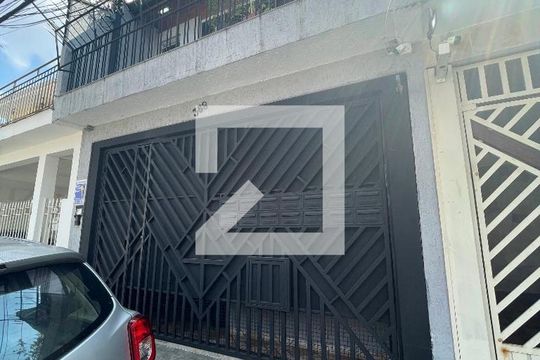 Fachada de kitnet/studio para alugar com 1 quarto, 17m² em Jardim Bonfiglioli, São Paulo