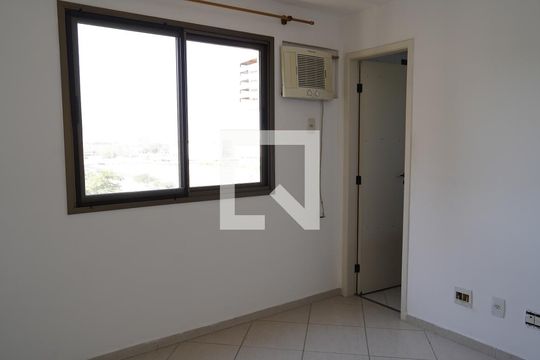 Quarto 2 Suite de apartamento para alugar com 2 quartos, 70m² em Barra da Tijuca, Rio de Janeiro
