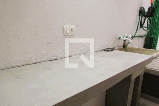 Área de Serviço com quintal - Detalhe de apartamento à venda com 1 quarto, 34m² em Vila Indiana, São Paulo