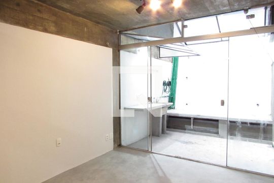 Dormitório de apartamento à venda com 1 quarto, 34m² em Vila Indiana, São Paulo