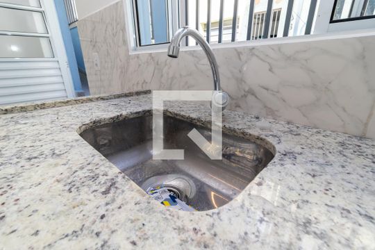 Cozinha de casa para alugar com 2 quartos, 50m² em Jardim Paraíso, São Paulo