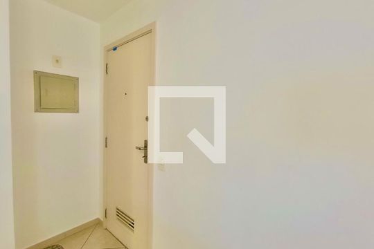 Sala de apartamento para alugar com 1 quarto, 40m² em Copacabana, Rio de Janeiro