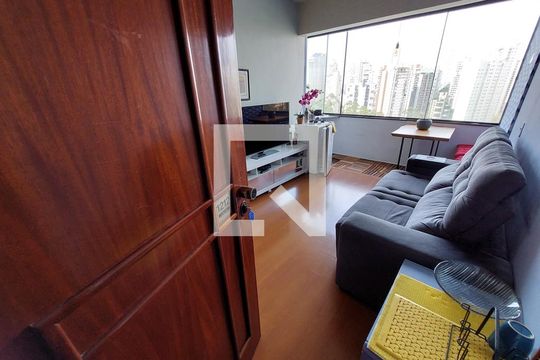 Sala de apartamento à venda com 1 quarto, 38m² em Paraíso do Morumbi, São Paulo