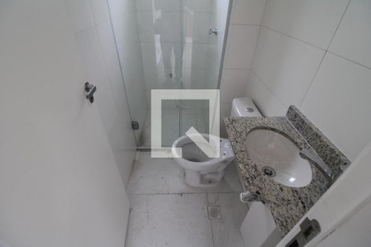 Banheiro de apartamento para alugar com 1 quarto, 34m² em Parada Inglesa, São Paulo