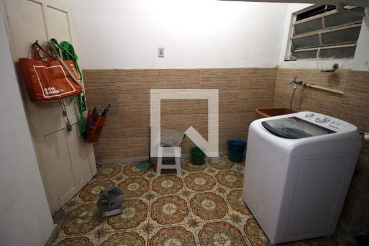 Área de Serviço de casa à venda com 3 quartos, 300m² em Braz de Pina, Rio de Janeiro
