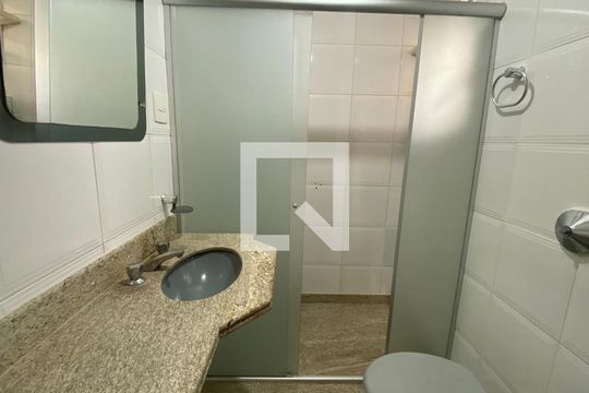 Banheiro Social de apartamento à venda com 3 quartos, 102m² em Coracao de Jesus, Belo Horizonte