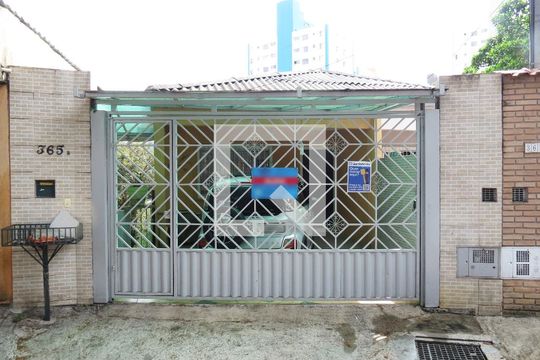 Fachada de casa à venda com 3 quartos, 160m² em Jardim Peri, São Paulo