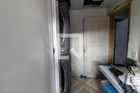 Quarto 1 de casa para alugar com 1 quarto, 45m² em Tatuquara, Curitiba
