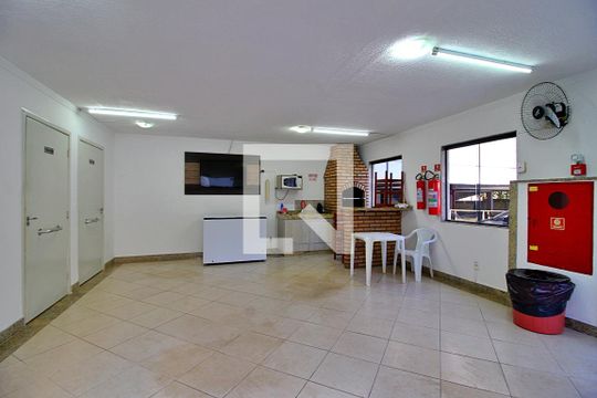 Área comum - Salão de festas de apartamento para alugar com 2 quartos, 45m² em Parque Sao Vicente, Santo André