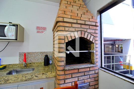 Área comum - Churrasqueira de apartamento para alugar com 2 quartos, 45m² em Parque Sao Vicente, Santo André