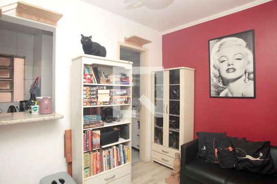 Sala de apartamento à venda com 1 quarto, 38m² em Santa Cecília, Porto Alegre