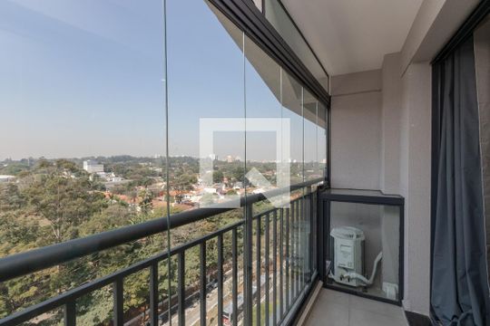 Varanda de kitnet/studio à venda com 1 quarto, 28m² em Santo Amaro, São Paulo