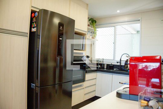Cozinha de apartamento à venda com 2 quartos, 94m² em Centro, Guarulhos