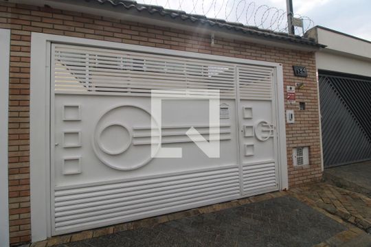 Fachada de casa à venda com 3 quartos, 175m² em Vila Anhangüera, São Paulo
