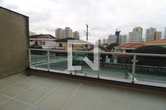 Sacada da suíte 3 de casa à venda com 3 quartos, 175m² em Vila Anhangüera, São Paulo