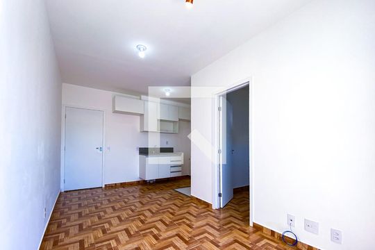 Sala de apartamento para alugar com 1 quarto, 31m² em Vila Sônia, São Paulo