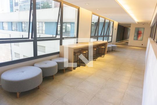 Área comum de kitnet/studio para alugar com 1 quarto, 24m² em Bela Vista, São Paulo