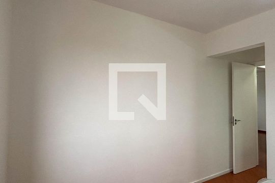 Suíte de apartamento à venda com 2 quartos, 65m² em Vila Pereira Cerca, São Paulo