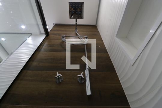 Detalhe do banheiro 2 de apartamento para alugar com 2 quartos, 80m² em Água Branca, São Paulo