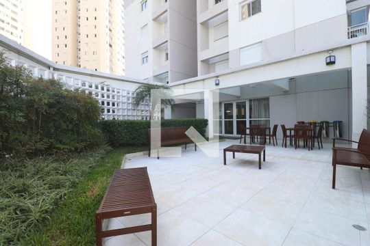 Área comum de apartamento para alugar com 2 quartos, 80m² em Água Branca, São Paulo