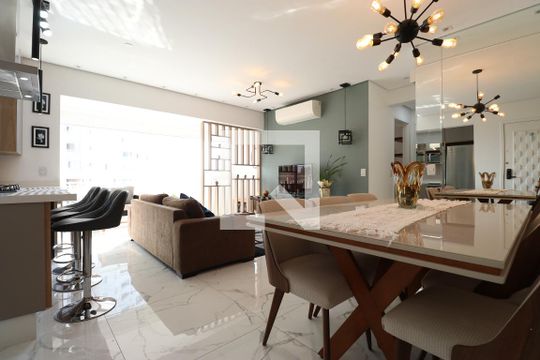 Apartamento para alugar com 2 quartos, 80m² em Água Branca, São Paulo
