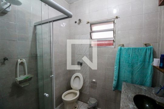 Banheiro de casa à venda com 1 quarto, 10m² em Jardim Vila Formosa, São Paulo