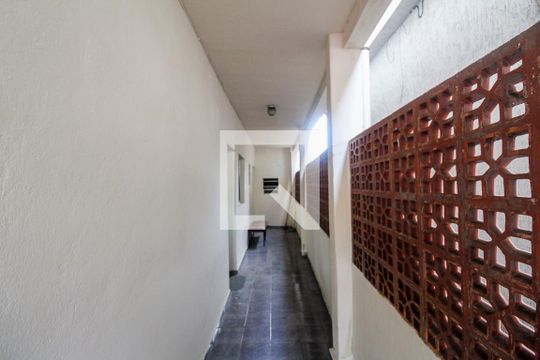 Corredor de casa à venda com 1 quarto, 10m² em Jardim Vila Formosa, São Paulo