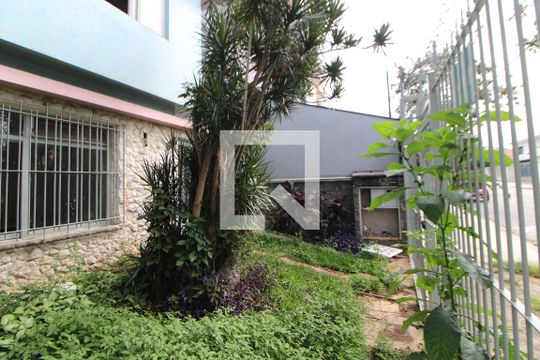 Quintal de casa à venda com 5 quartos, 250m² em Jardim Paraíso, São Paulo