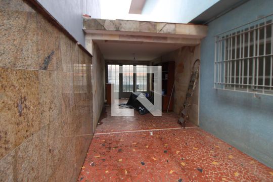 Quintal de casa à venda com 5 quartos, 250m² em Jardim Paraíso, São Paulo