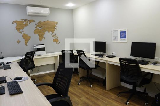 Área comum - Sala de reuniao de apartamento para alugar com 1 quarto, 42m² em Jacarepaguá, Rio de Janeiro
