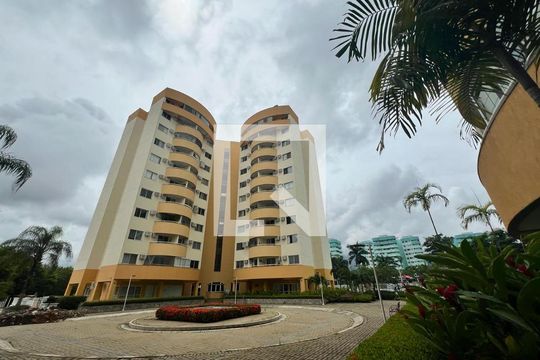 Fachada do bloco de apartamento para alugar com 1 quarto, 42m² em Jacarepaguá, Rio de Janeiro