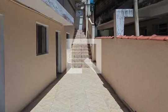 Quintal de casa para alugar com 1 quarto, 52m² em Jardim Marília, São Paulo