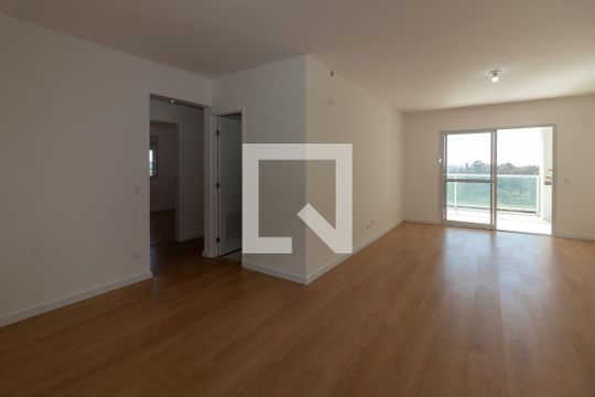 Apartamento para alugar com 4 quartos, 125m² em Jardim Santa Bárbara, Embu das Artes