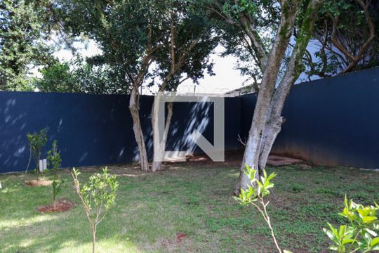 Quintal de casa para alugar com 3 quartos, 500m² em Cerâmica, São Caetano do Sul